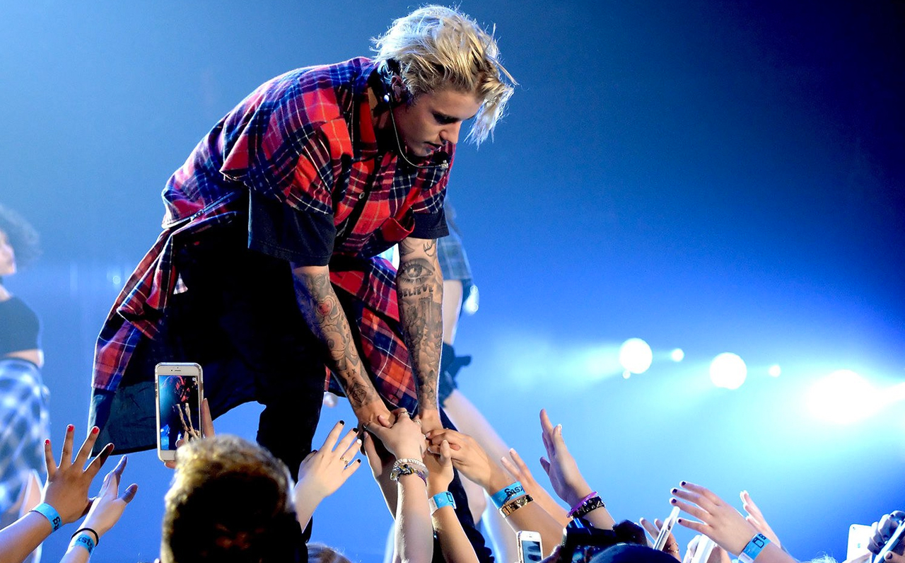 Sorprende Justin Bieber con remix en español