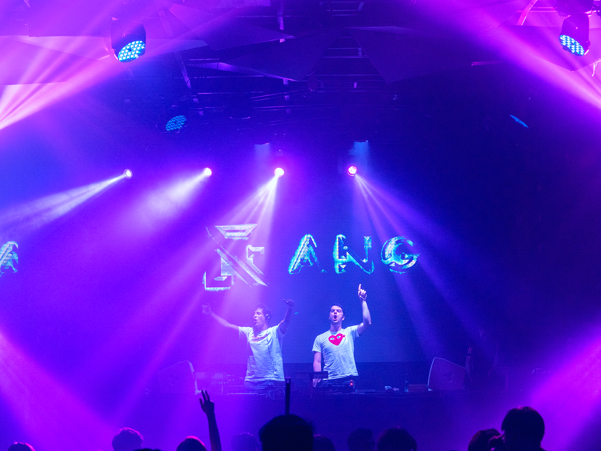 ASIA TOUR CROP